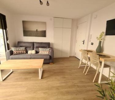 Grao de Gandia Apartment | Estudio con vistas al puerto