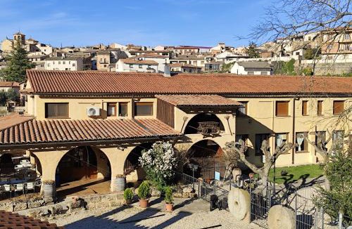 Beceite Hostel | Estudio El Tosca