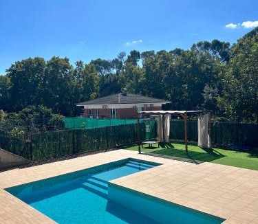 Santa Eulalia de Roncana House | Estudio Independiente a 30min de Barcelona