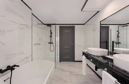 Toledo City Center Hotel | Eugenia de Montijo, Autograph Collection