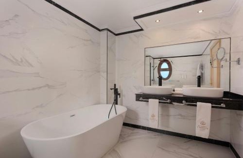 Toledo City Center Hotel | Eugenia de Montijo, Autograph Collection