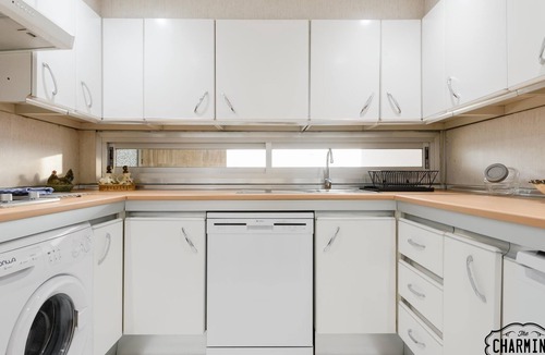 Castillejos Apartment | Eurobuilding 2 Exclusive - Spectacular views, parking