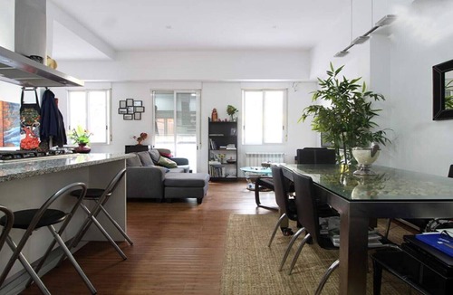 Ciudad Jardin Apartment | Excellent location less than 5 minutes walk to everything you need.