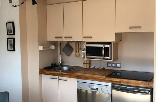 L'Escala Apartment | Exclusif appart piscine en 1 ligne du mer, avec vues au Golfe d Roses & Pyrénées