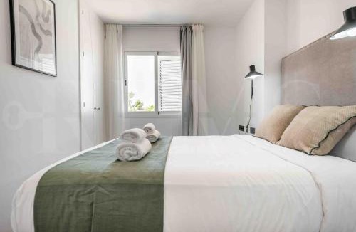 Torremolinos Villa | Exclusive Villa, private pool, BBQ and beach access REMS