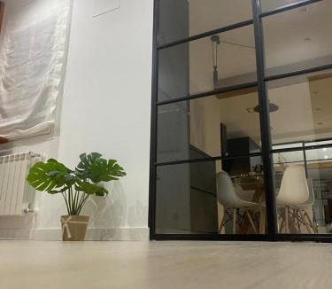 Burgos Apartment | Exclusivo apartamento de diseño en PLAZA MAYOR VUT 09-449