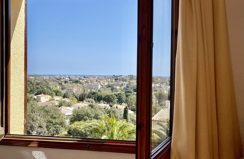 Calonge Villa | FABULOSA! LUXURIOUS, RELAXING VILLA. SEA VIEWS, 8M POOL, 300MG FIBRE, AIRCON+GYM