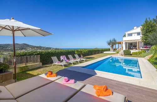 Sant Agusti des Vedra Villa | Fabulous recently renovated villa St Agustin Ibiza with gorgeous views