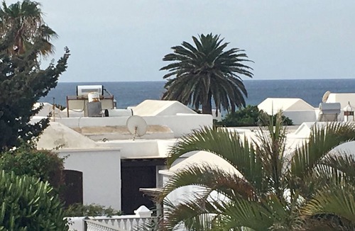 Playa del Cable Apartment | Fabulous apartment with sea views in an exclusive area.