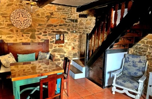 Rozuelo Cottage | Fabulous country house located in El Bierzo