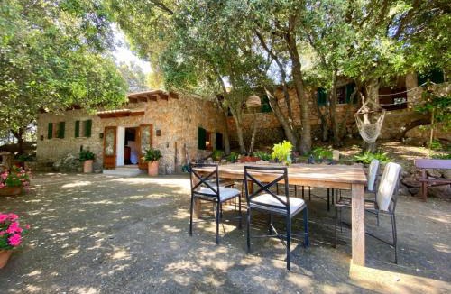 Valldemossa Villa | Fabulous Rustic Villa Set On Mountain With Unique Views
