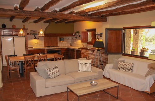 Llampaies Cottage | Fabulous traditional house in Costa Brava. Pool a/c and free wifi