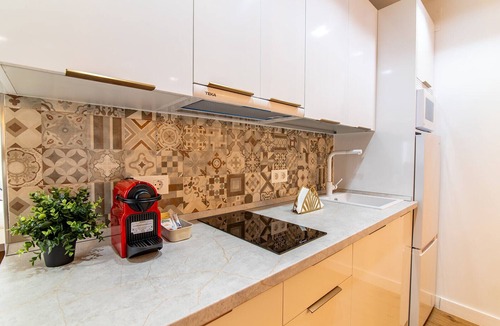 Valdepenas Apartment | Familiar Suite - MQ Suites Veronica