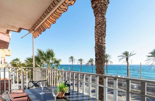 Vilassar de Mar Apartment | Family Apartment Vistamar Beach