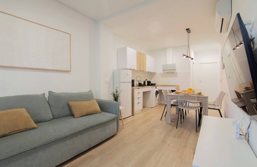Torrefiel Apartment | Family Friendly Apartment in Quiet Neighborhood - 20 Min from Valencia Center