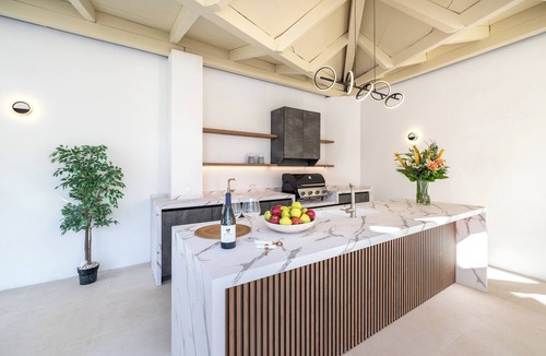 Torrequebrada Villa | FAMILY FRIENDLY RENTAL IN LUXURY AREA WITH BBQ & PRIVATE HEATED SWIMMING POOL