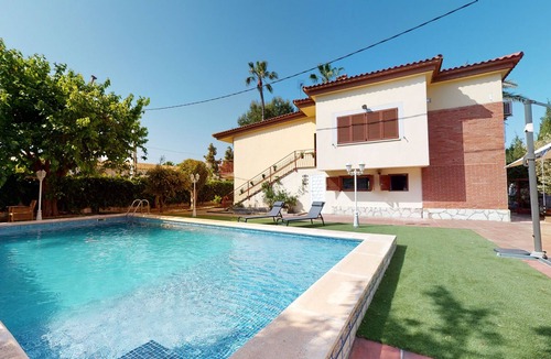 San Juan de Alicante Ski Chalet | Family Mediterranean Villa
