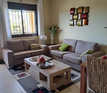 Quesada House | Family Townhouse 6 sleeps Maribel