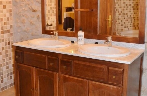 Cornella del Terri Villa | Fantastic large and lovely holiday home situated in the heart of a village
