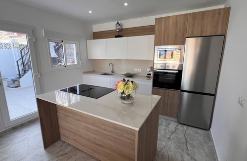 Torrox Costa Ski Chalet | Fantastic villa with ocean views