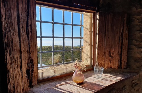 Canoves Cottage | Farmhouse in the heart of the Montseny park, with an event room for 150 people.