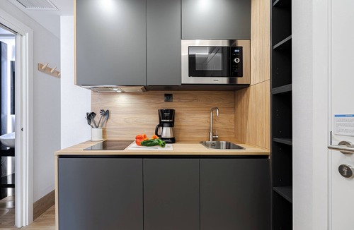Guindalera Apartment | Feelathome Ventas Suites