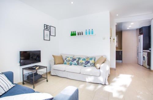 L'Hospitalet de Llobregat Apartment | Feriapiso Apartments Palmer