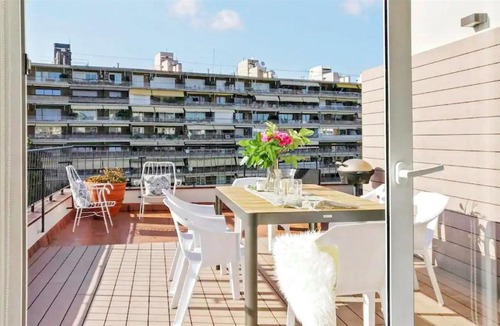Sarria-Sant Gervasi Apartment | Ferran Batík by Bizflats Terrace Penthouse near Camp Nou