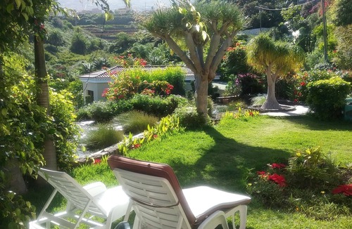 Puerto de la Cruz Apartment | Fewo Vistamar by the sea and near the beach, 2 bedrooms. with pool, fitness terrace