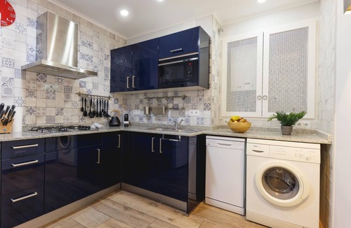 Eixample Apartment | Figuerola - Holiday Apartment Rental in Girona | Bravissimo