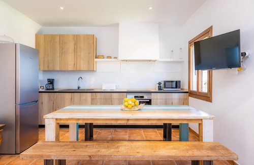 Arta Villa | Finca "Can Jaumi" with Sea Views, Pool and Wi-Fi