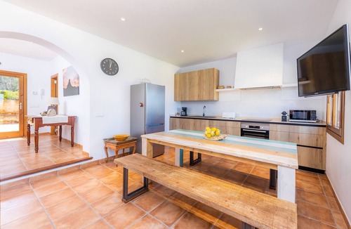 Arta Villa | Finca "Can Jaumi" with Sea Views, Pool and Wi-Fi