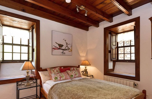 El Paso Villa | Finca "Casa Calimera" with Private Terraces, Private Garden & Wi-Fi