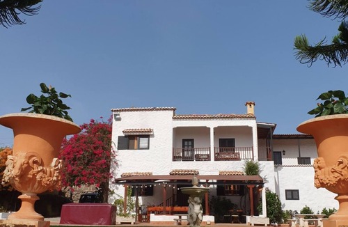 Moya House | Finca "Hacienda" mit eigenem Schwimmbad by Interhome
