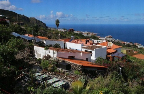 El Tanque House | Finca La Hoya 4 - Tradition meets modernity - sea views, pool & conservatory
