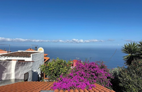 El Tanque House | Finca La Hoya 4 - Tradition meets modernity - sea views, pool & conservatory