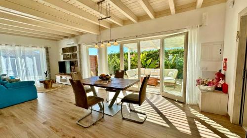 El Paso House | Finca Maracuya