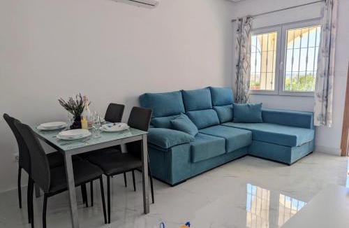 La Florida Apartment | First Floor 2 Bedroom Apartment Near Emerald Isle LF13