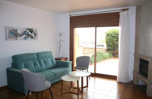 Pals Apartment | First line beach apartment with garden - Pals beach (DU 2H 306.1)