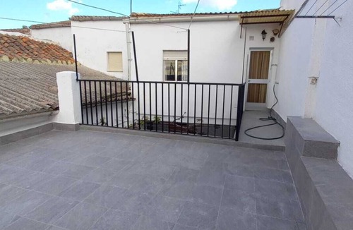 Calzada de Calatrava Condo | Flat 7 people first floor