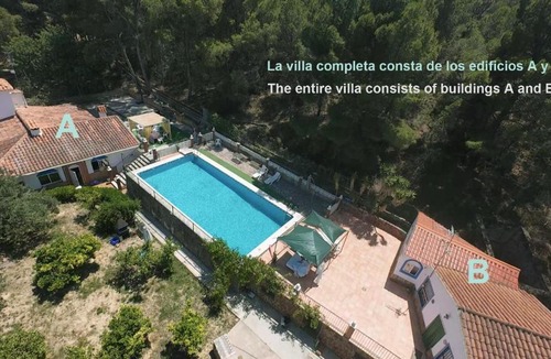 Lliria House | Forest Retreat Naturally Cool, Stunning Views, privacy and an 80M2 Extra-Large Swimming Pool