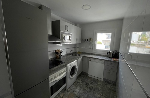 Benalmadena Costa Apartment | Free from 1 July to July, from 18 July to 25 July, and from 11 to 31 August. wifi,