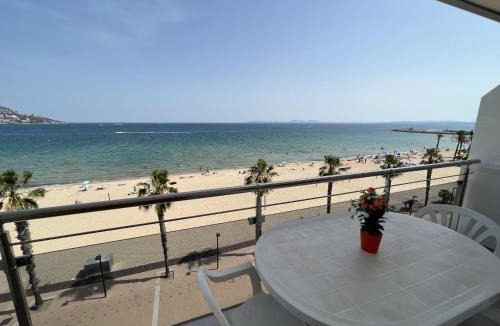 Santa Margarida Apartment | FRONT MER 31