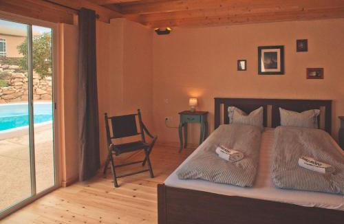 La Pared Apartment | Fuego - Cinco Elementos - Surf & Yoga Stay