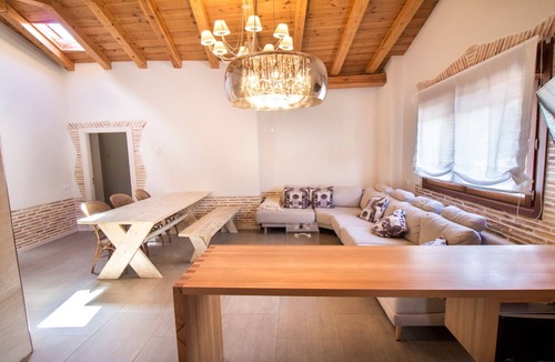 El Rasillo de Cameros Cottage | (FULL Rental) El Patio de la Morera 16-26 pax, garden, barbecue, pets
