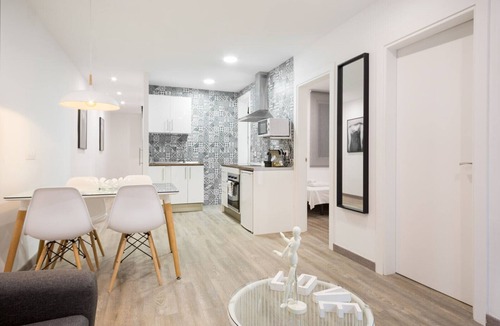 Les Corts Apartment | G13
