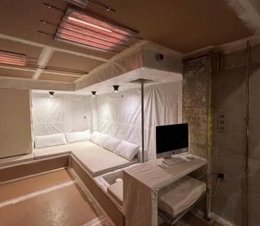 Pradolongo Apartment | Galería de arte madrid