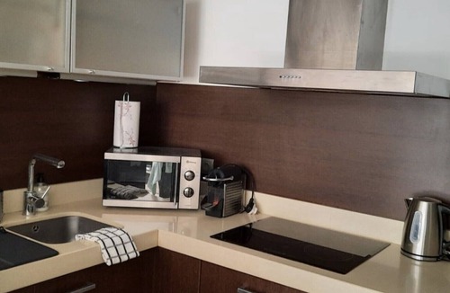 El Paraiso Apartment | Garden Apt Benamara - modern 1 bed apt with garden, huge pool, family area, wifi