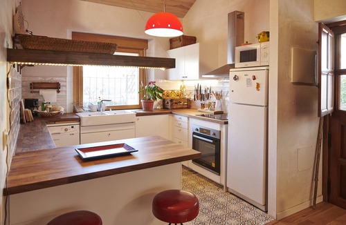 Covaleda Cottage | Garden, fireplace, barbecue, heating, attic. In the skirt of the Urbion