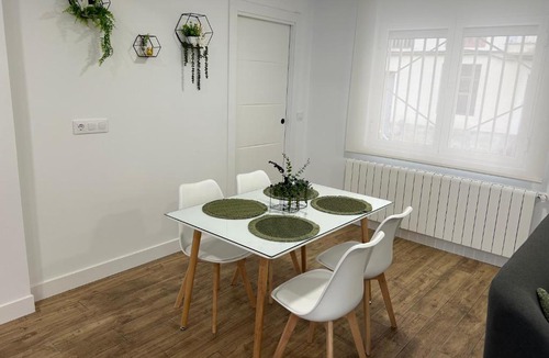 Albacete Apartment | Gaude - Apartamento de diseño con Patio -